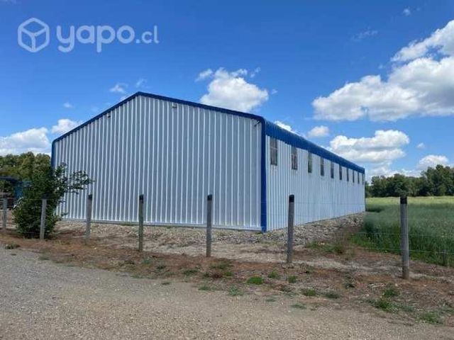 Galpón nuevo 450m2, con pozo profundo, Gorbea