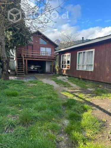 VENDEMOS CASA Y CABAÑA EN NELTUME, MUY BUENA INVERSION .-