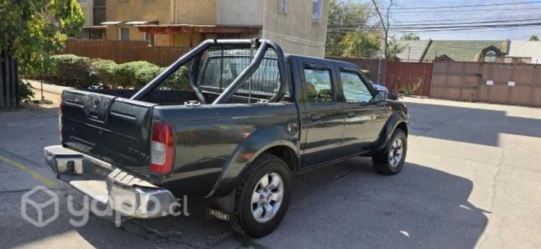 Nissan terrano 2008
