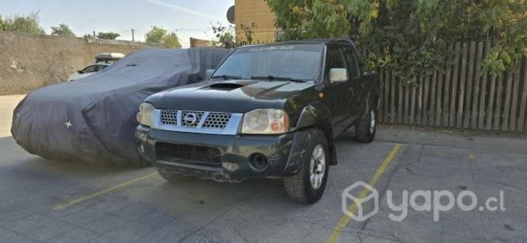 Nissan terrano 2008
