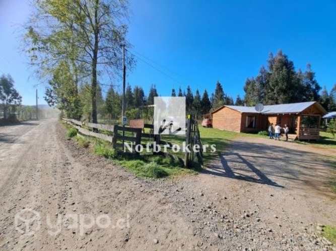 Parcela con 2 cabañas, comuna Los Lagos / Los Ríos