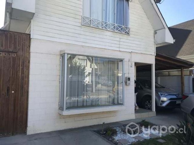 Hermosa casa en Condominio de Villa Alemana