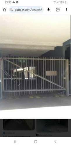 Estacionamiento brasil con compañia