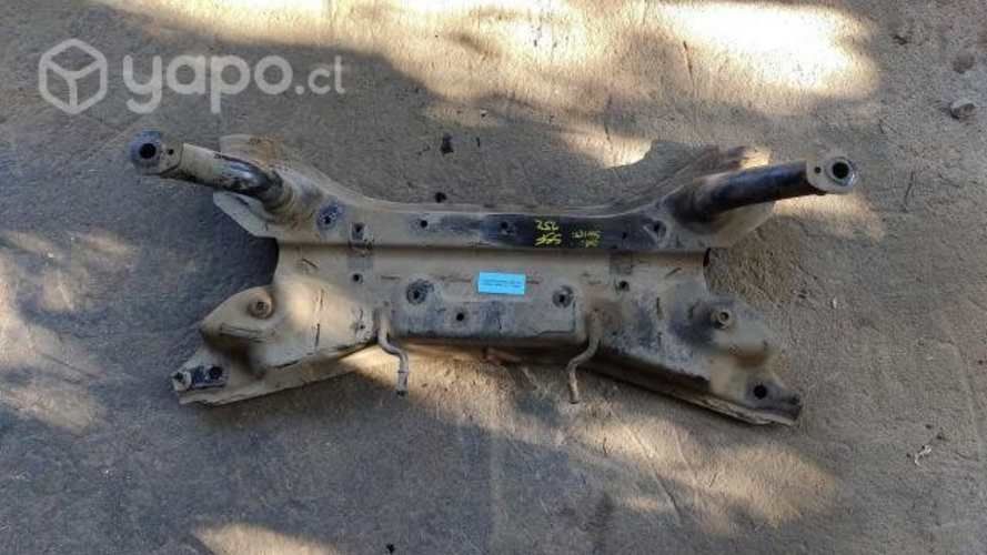 Cuna Delantera (SSF152) Suzuki Swift GL 1.5 2007