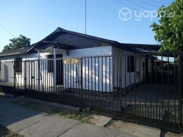 Linda casa en Manso de Velasco / Kennedy