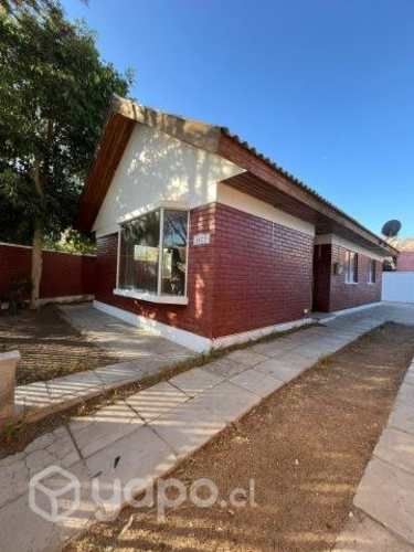 Casa esquina, villa cerrada, callejon Del Inca