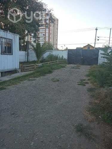 Terreno comercial con oficina