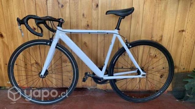Bicicleta P3 Cycles Track con manillar de ruta