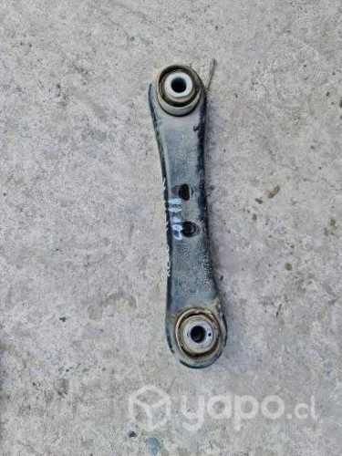 Bandeja inferior trasera izquierda xc60 2014