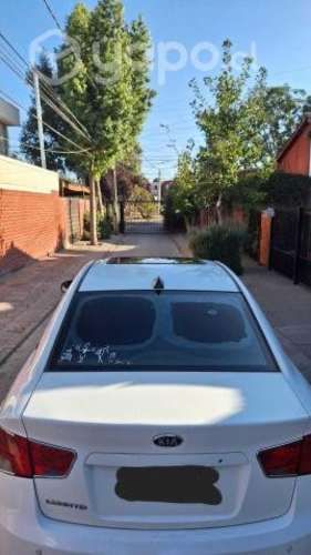 Kia motors cerato 2011