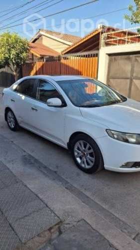 Kia motors cerato 2011