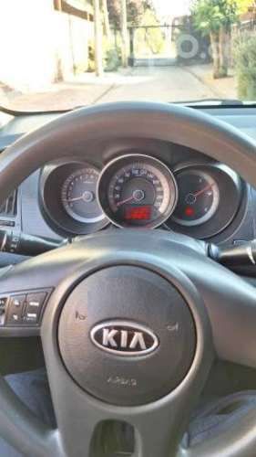 Kia motors cerato 2011