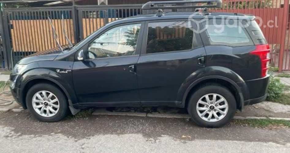 Mahindra xuv500 2019