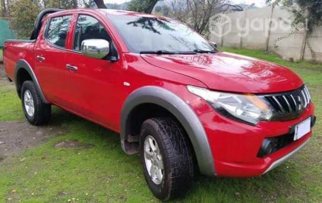 Mitsubishi L200 Turbo Diésel 4x4 2018 único dueño