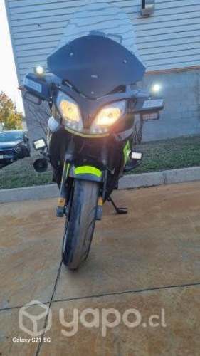Se vende moto tr 650cc 2016
