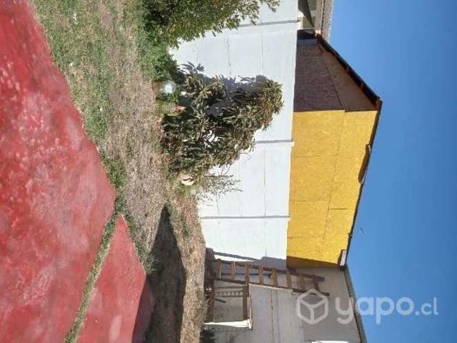 Casa esquina con amplio terreno