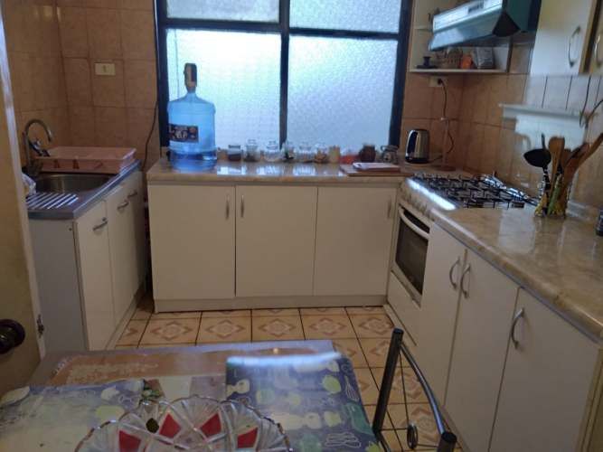 Solo universitarios-as