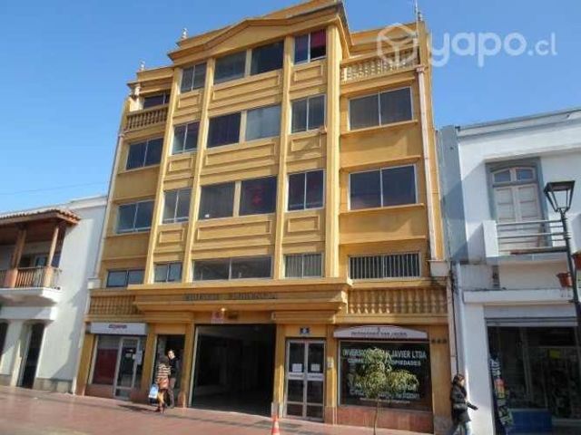 Arriendo Oficina Nro. 42  Edificio Florencia centro La Serena