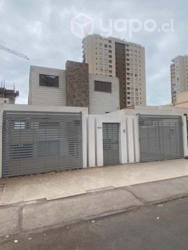 Espectacular Casa Punta Sur, Sector Llacolen