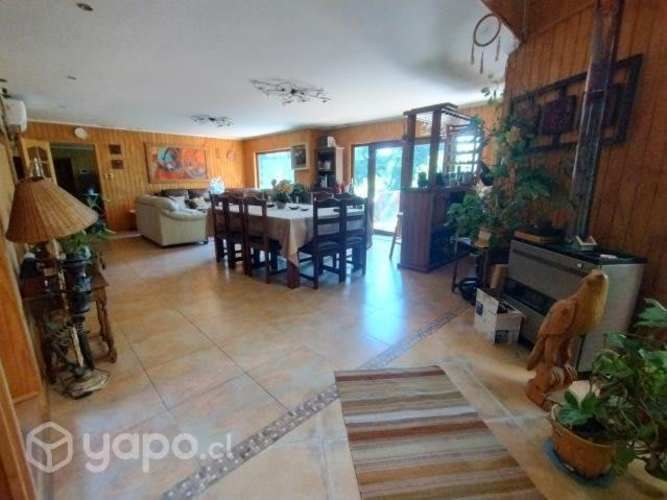 Excelente propiedad en Codominio San Valentín