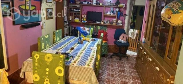 Casa en venta con patio amplio y 2 estacionamiento