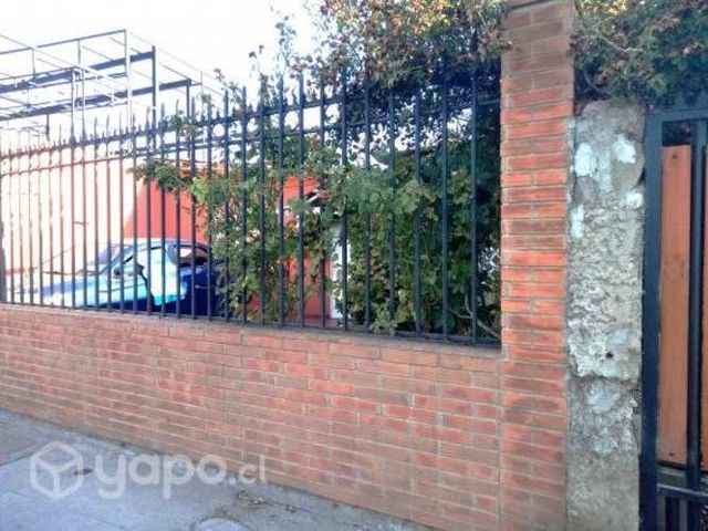 Gran vivienda con potencial comercial e industrial