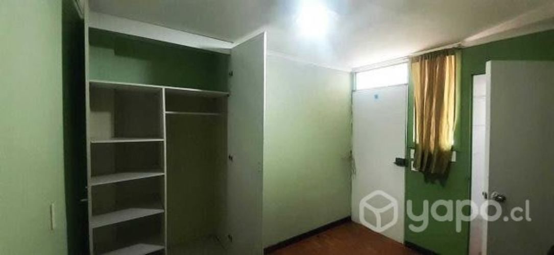 Arriendo pieza con baño