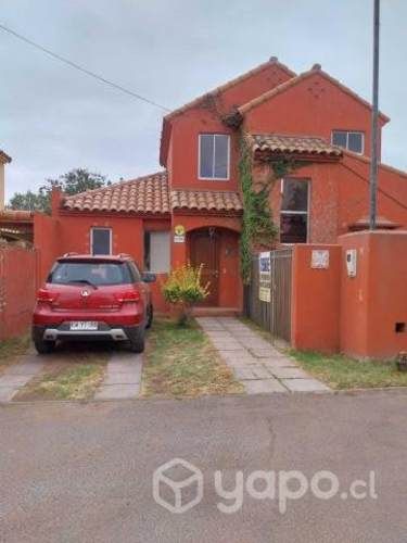 SE ARRIENDA  CASA AMOBLADA HASTA DICIEMBRE SAN MARINO KM465