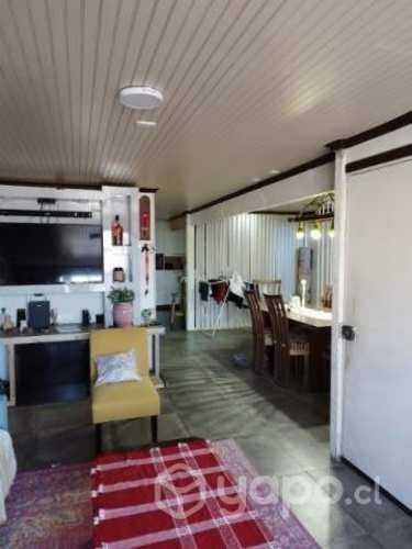 Se vende amplia casa