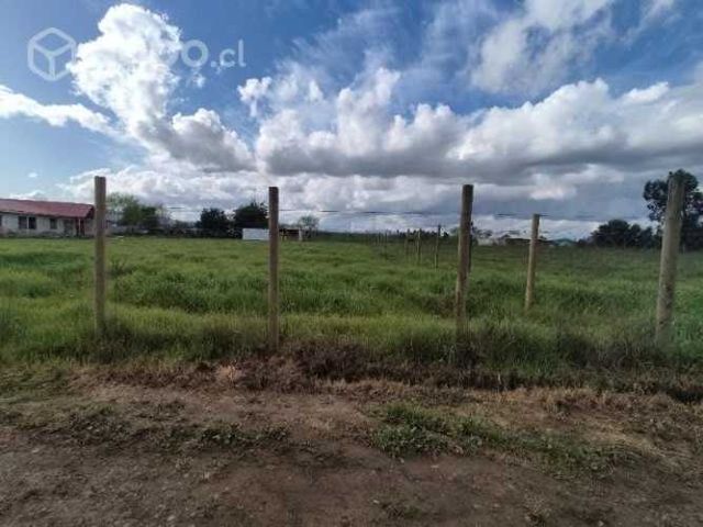 Terreno con agua potable, luz y cercado