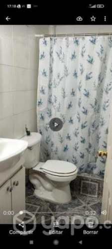 Casa esquina de dos pisos cerca d servicio basicos