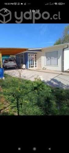 Terreno con 3 casas.