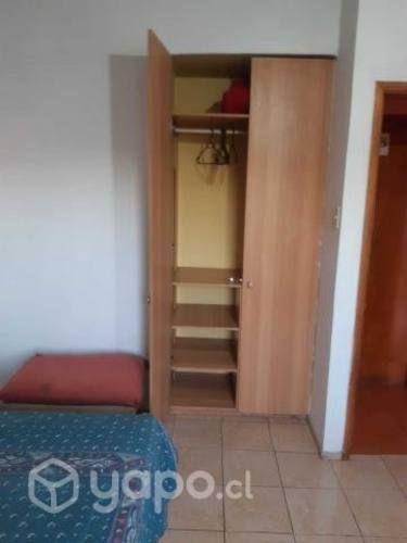 Arriendo pieza para hombre