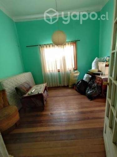 Vende amplia propiedad 2 casas cerro Placeres