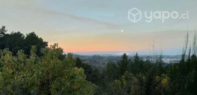 Parcela de agrado con casas y piscina