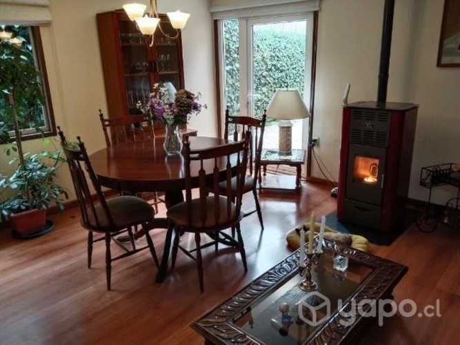 Arriendo pieza a estudiante mujer