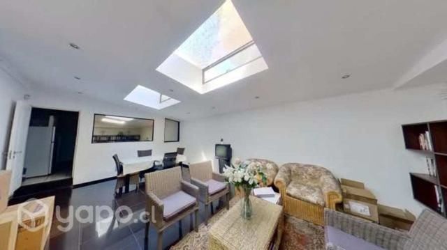 Oficina Los LeonesSuecia Providencia