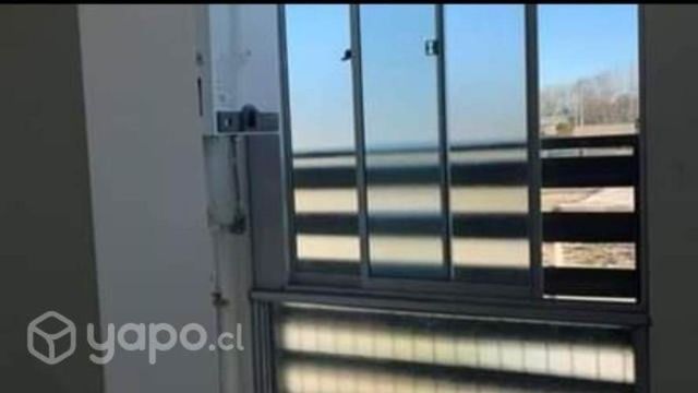 Se vende o permuta departamento semi nuevo