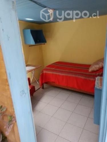 Arriendo pieza entrada independiente