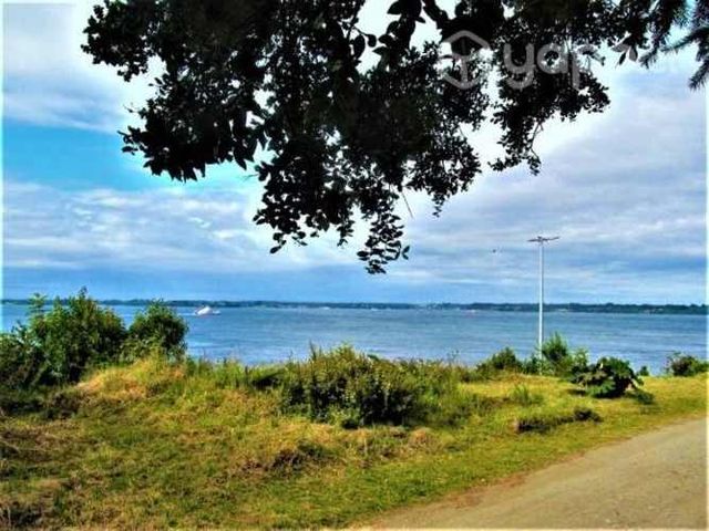 Parcela Frente al Canal de Chacao. Pargua