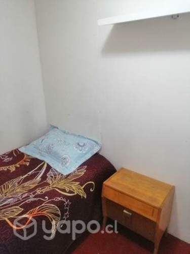 Pieza amoblada con gastos comunes incluido