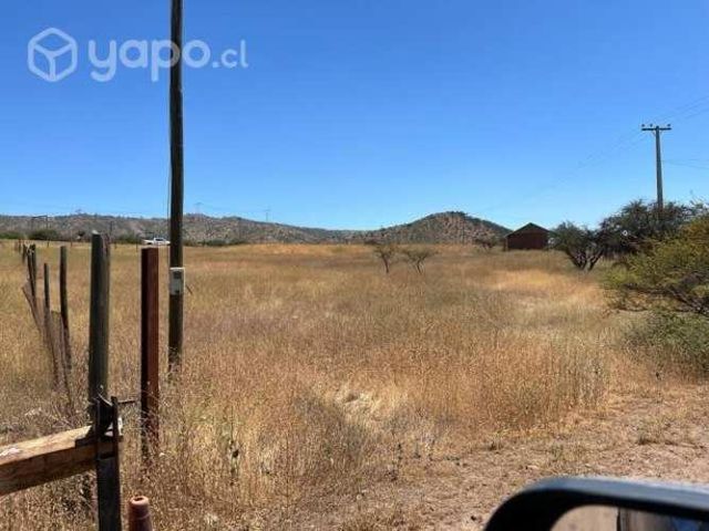 Región Valparaíso cerca a Llay Llay orilla carret