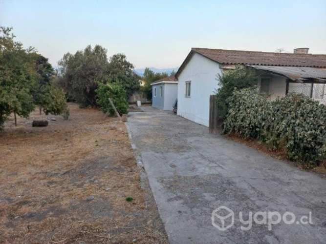 Dos casas solidas en terreno de 1.100 M2