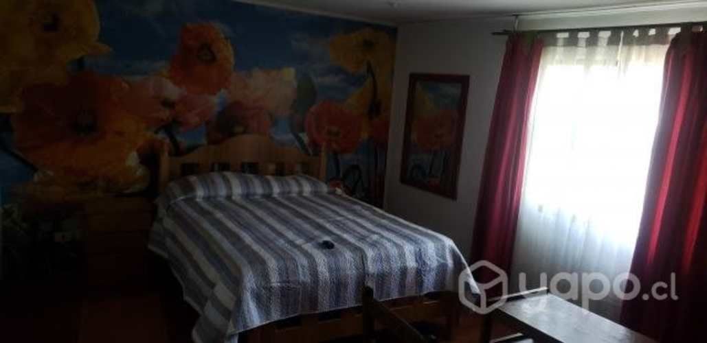 Amplia Casa Comuna El Bosque