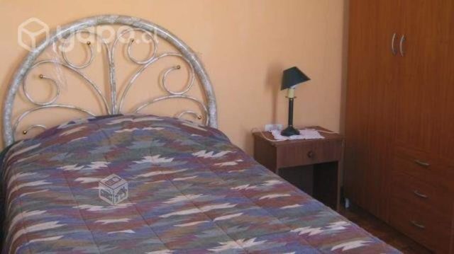 Arriendo piezas a estudiantes universitarios