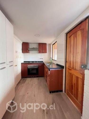 Casa a pasos de avda principal