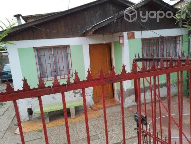 Terreno con 2 casas en interior