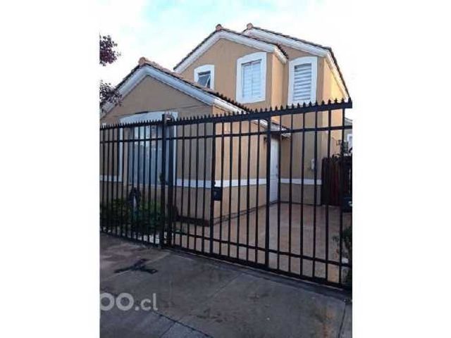 Casa LOS CIRUELOS BUIN