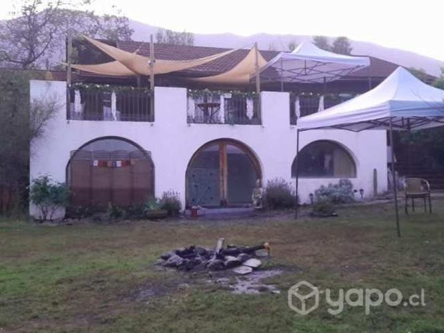 Arriendo pieza a mujer estudiante o trabajadora