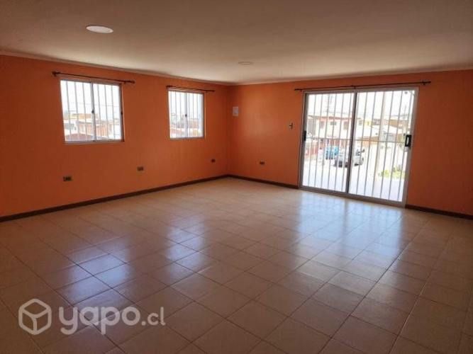 Se arrienda 2do piso de casa